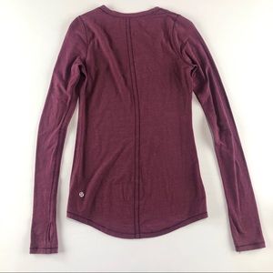 Lululemon athletica long sleeve with thumb holes
